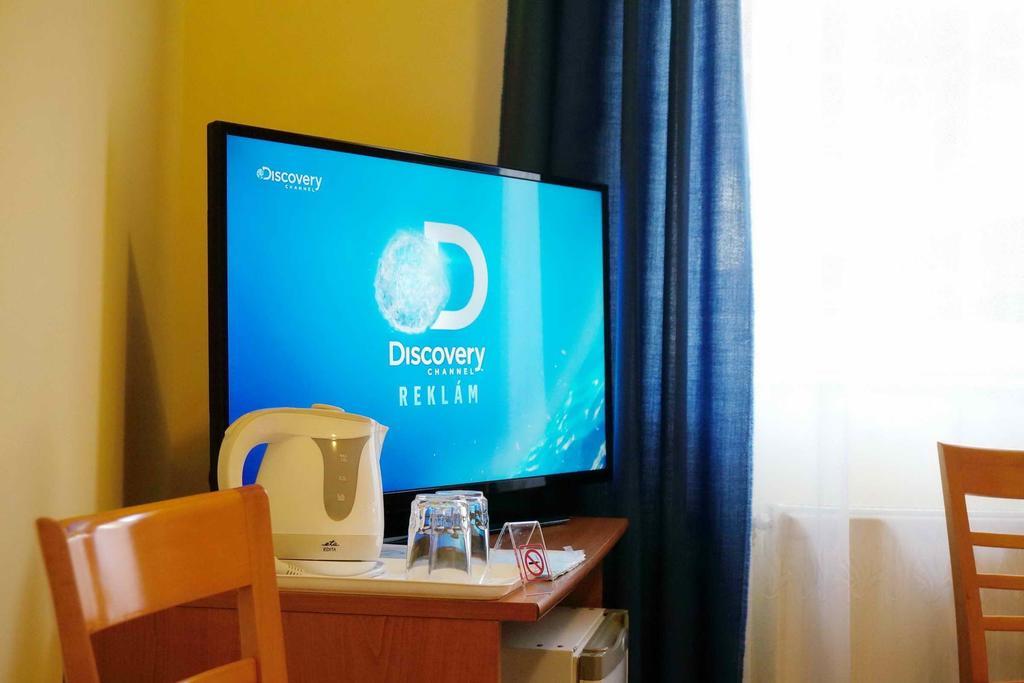 Corvin Hotel Дьёр Экстерьер фото