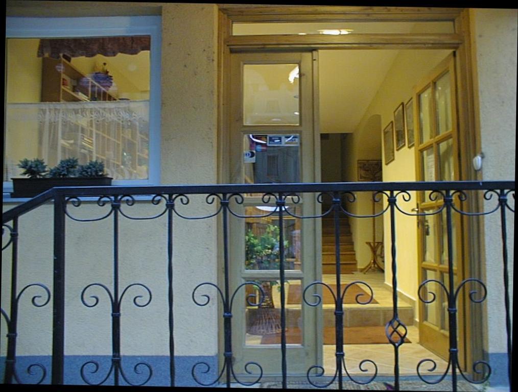Corvin Hotel Дьёр Экстерьер фото